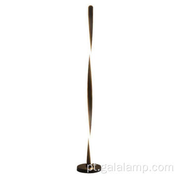 Candeeiro de pé LED nórdico elegante